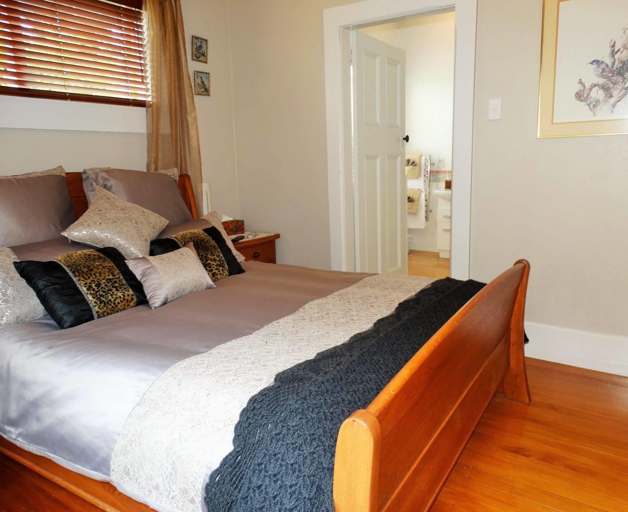 Oak Lane Lodge Hamilton Ngoại thất bức ảnh